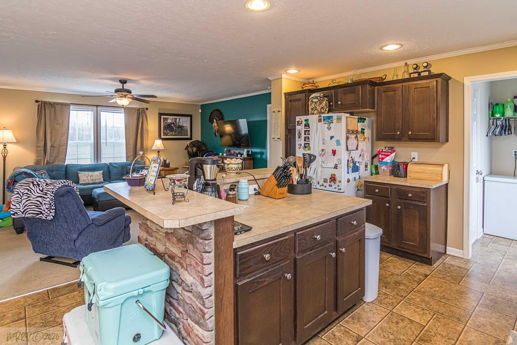 580 Jim Best Road Mount Olive, NC 28365 - Photo 7 of 33 Gallery Image 7