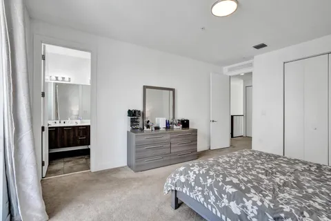 $429,000 | 480 Northeast 35th Court, Unit 2, Oakland Park, FL 33334