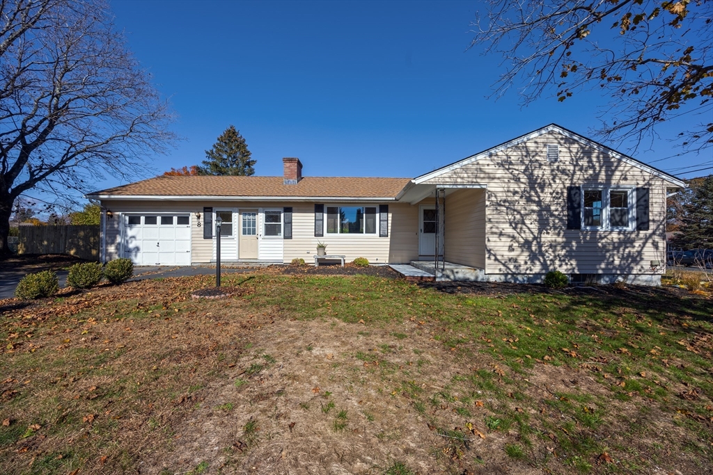 8 Ridgeview Drive Agawam, MA 01030 - Photo 1 of 37 Gallery Image 1