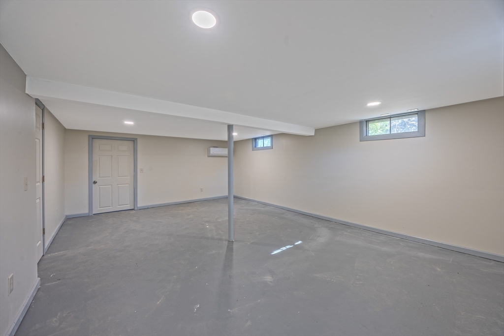8 Ridgeview Drive Agawam, MA 01030 - Photo 27 of 37 Gallery Image 27