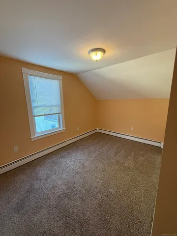 $1,700 | 10 Wilford Court, Pawcatuck, CT 06379