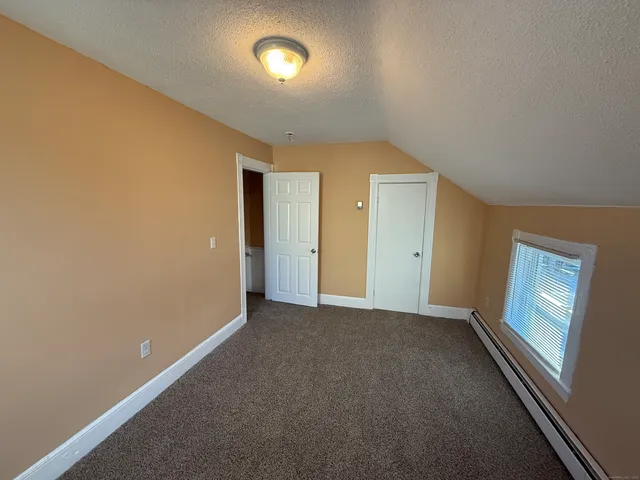 $1,700 | 10 Wilford Court, Pawcatuck, CT 06379