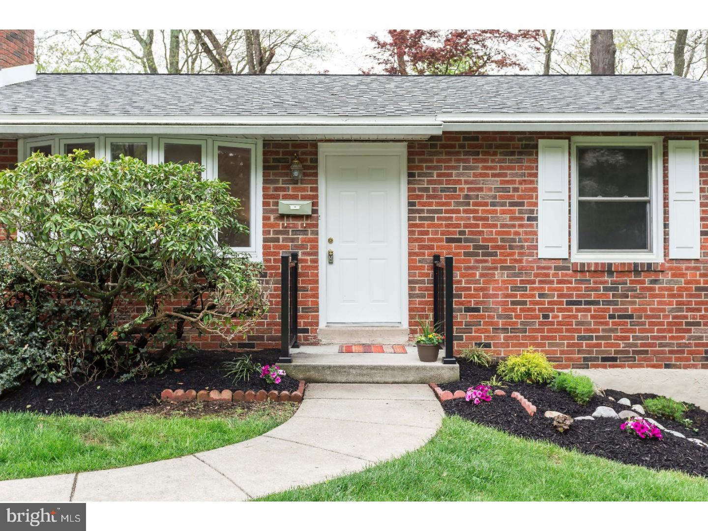 150 Dayleview Road Berwyn, PA 19312 - Photo 2 of 22 Exterior Front