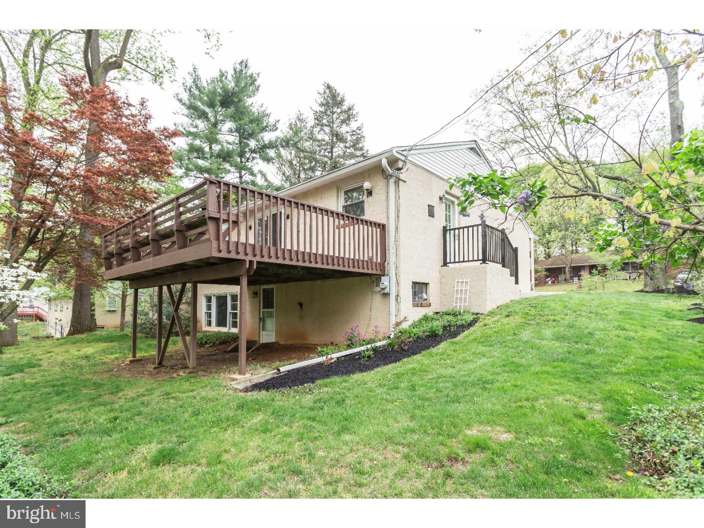 150 Dayleview Road Berwyn, PA 19312 - Photo 3 of 22 Exterior Back