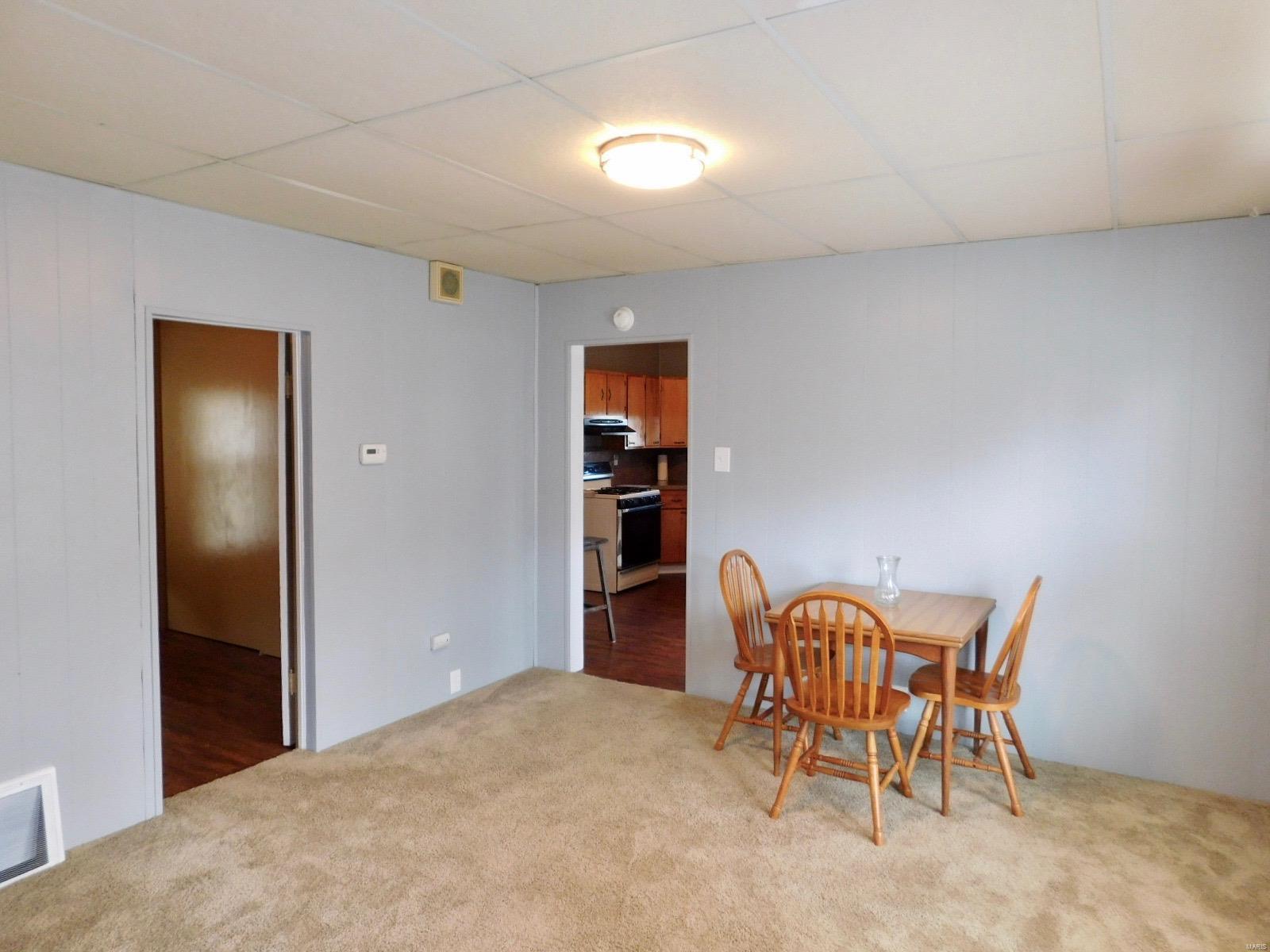 503 Spring Street Taylor Springs, IL 62089 - Photo 14 of 28 Gallery Image 14