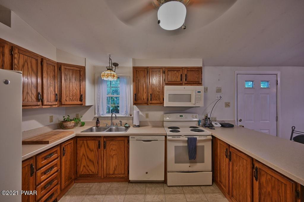 115 Pebble Rock Road Lackawaxen, PA 18435 - Photo 19 of 97 Photo 19