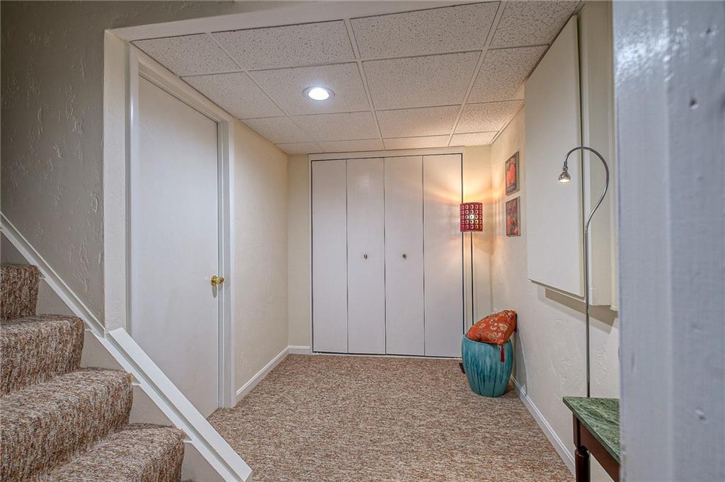615 Quince Road Monroeville, PA 15146 - Photo 13 of 20 Gallery Image 13