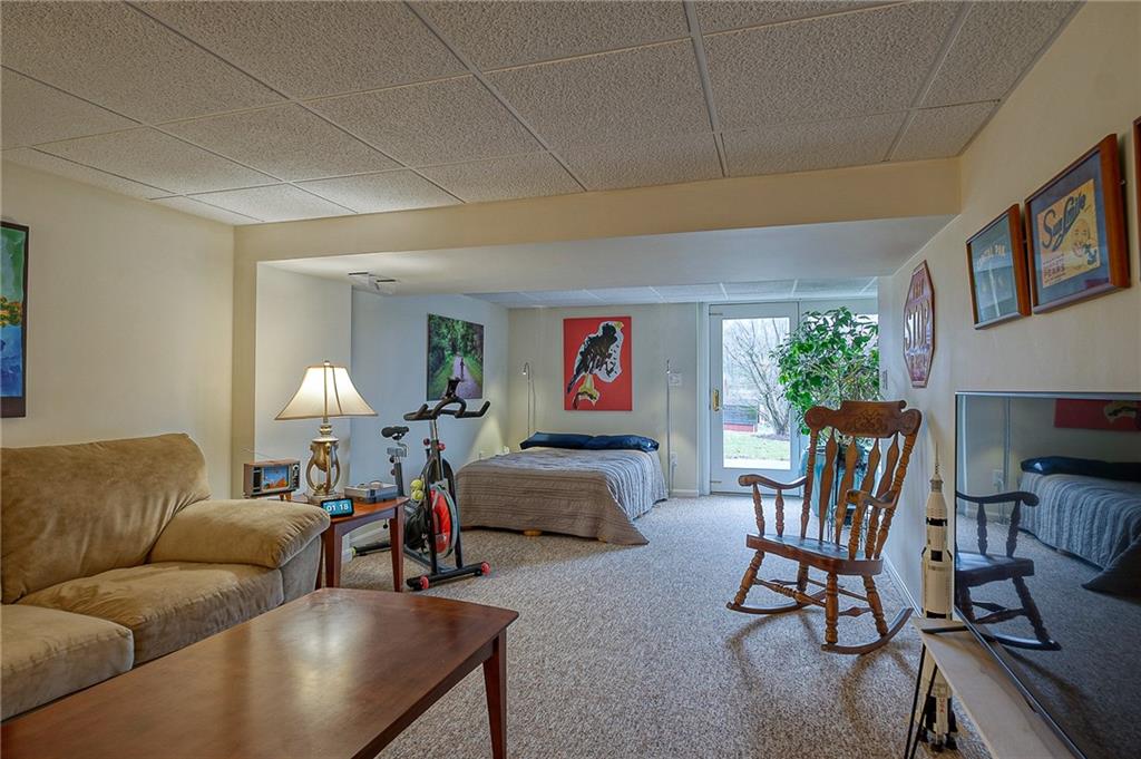 615 Quince Road Monroeville, PA 15146 - Photo 15 of 20 Gallery Image 15