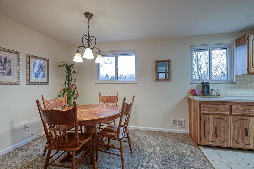 615 Quince Road Monroeville, PA 15146 - Photo 5 of 20 Gallery Image 5