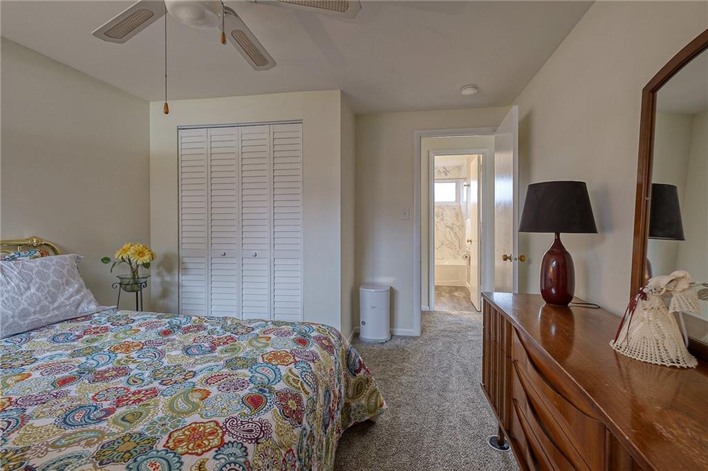 615 Quince Road Monroeville, PA 15146 - Photo 9 of 20 Gallery Image 9