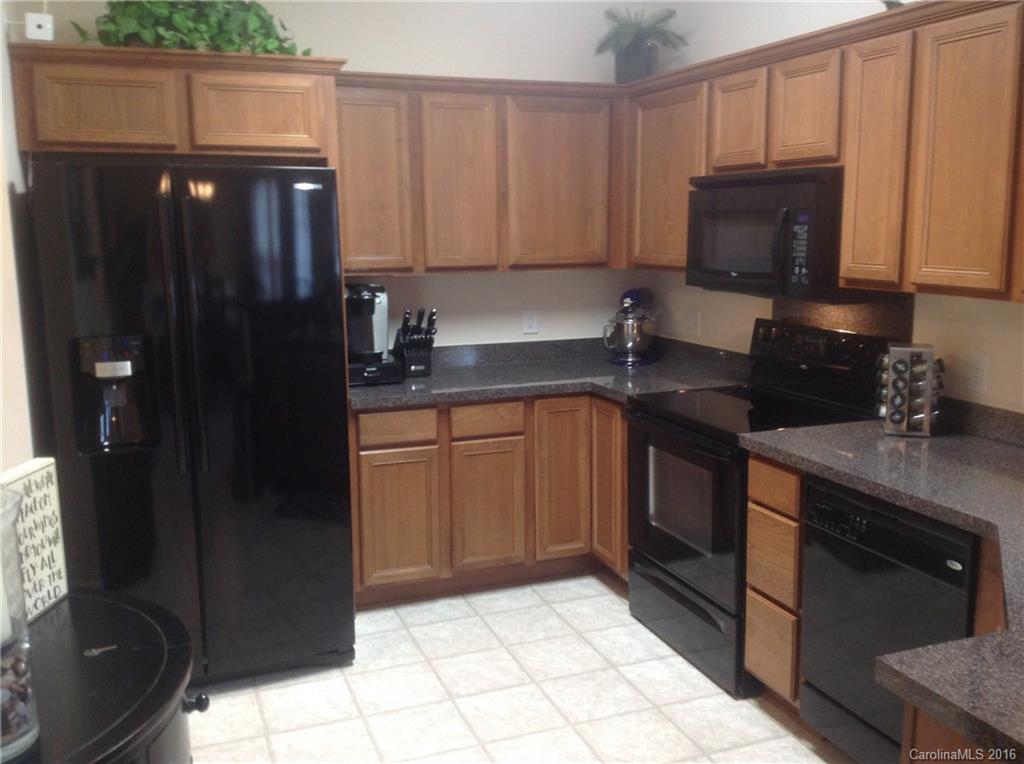 116 Ridge Bluff Road, Unit 116 Mooresville, NC 28115 - Photo 5 of 21 Gallery Image 5