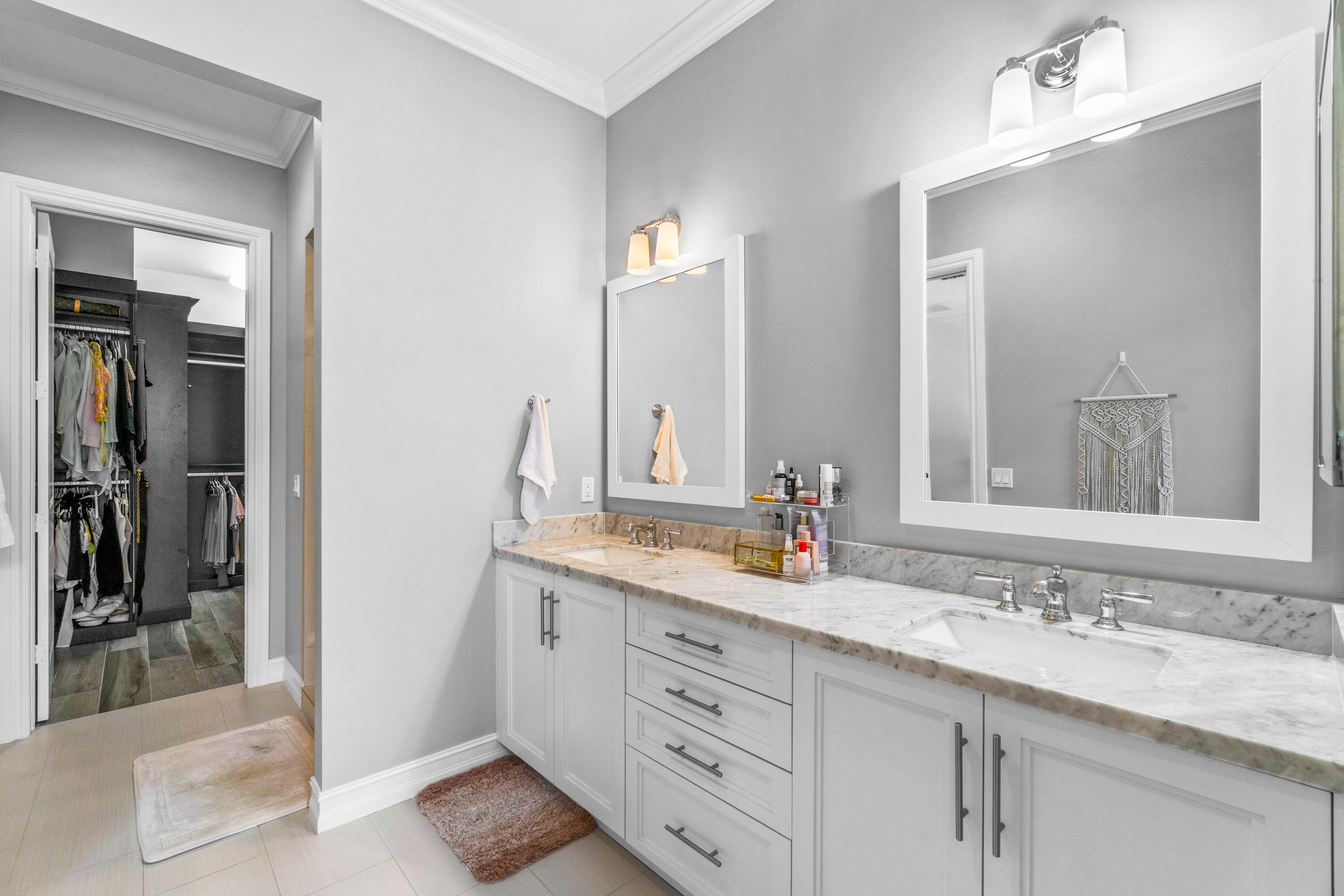 308 West Cannery Row Circle Delray Beach, FL 33444 - Photo 20 of 23 a bathroom with double vanity and a mirror