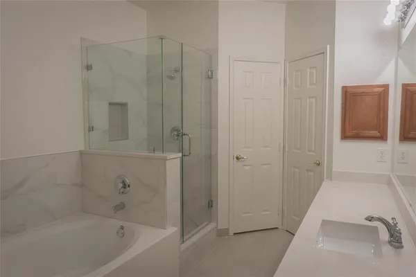 a bathroom with a bathtub