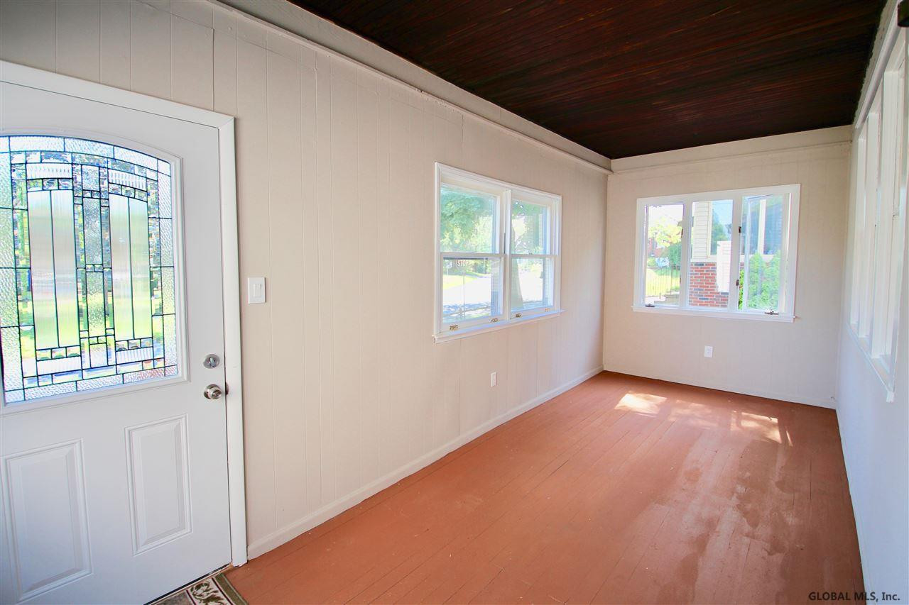 114 Russell Road Albany, NY 12203 - Photo 5 of 29 Photo 5