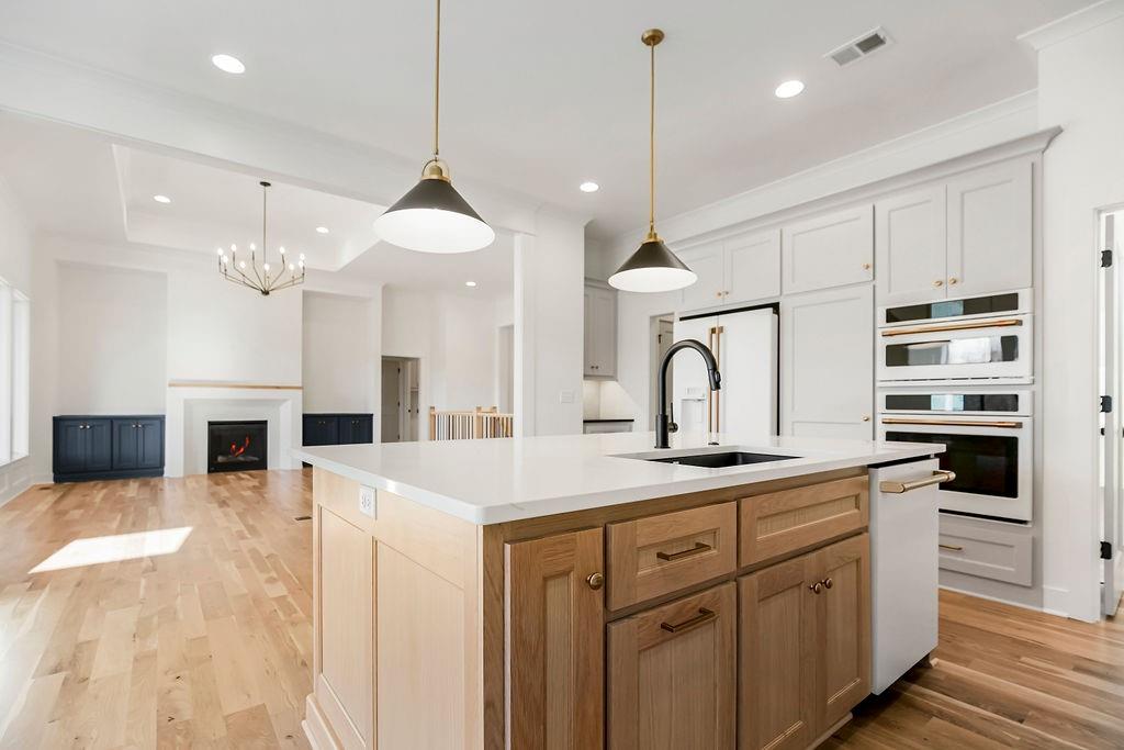 12484 South Barth Road Olathe, KS 66061 - Photo 23 of 72