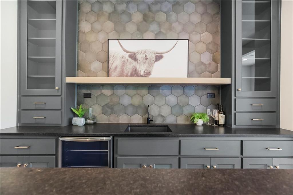 12484 South Barth Road Olathe, KS 66061 - Photo 39 of 72