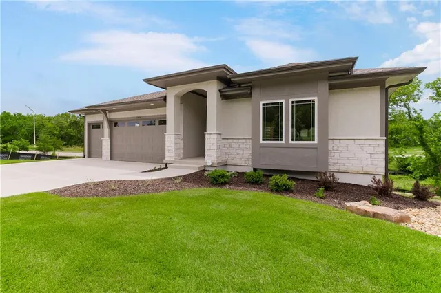 $868,190 | 12484 South Barth Road, Olathe, KS 66061