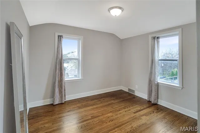 $3,200 | 8729 Bridgeport Avenue, St. Louis, MO 63144