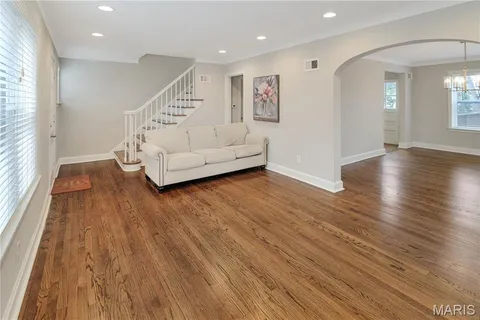 $3,000 | 8729 Bridgeport Avenue, St. Louis, MO 63144