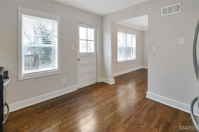 $3,200 | 8729 Bridgeport Avenue, St. Louis, MO 63144