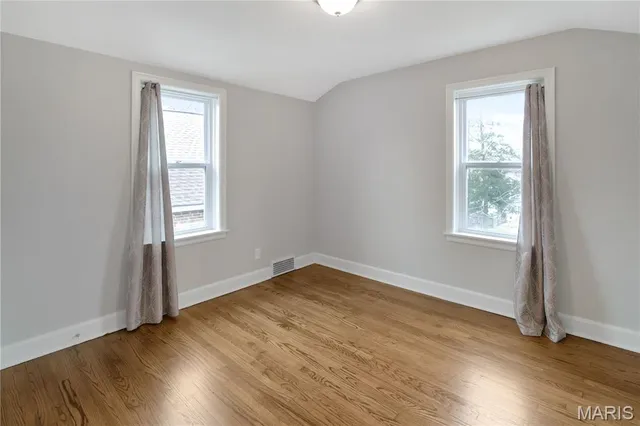 $3,200 | 8729 Bridgeport Avenue, St. Louis, MO 63144