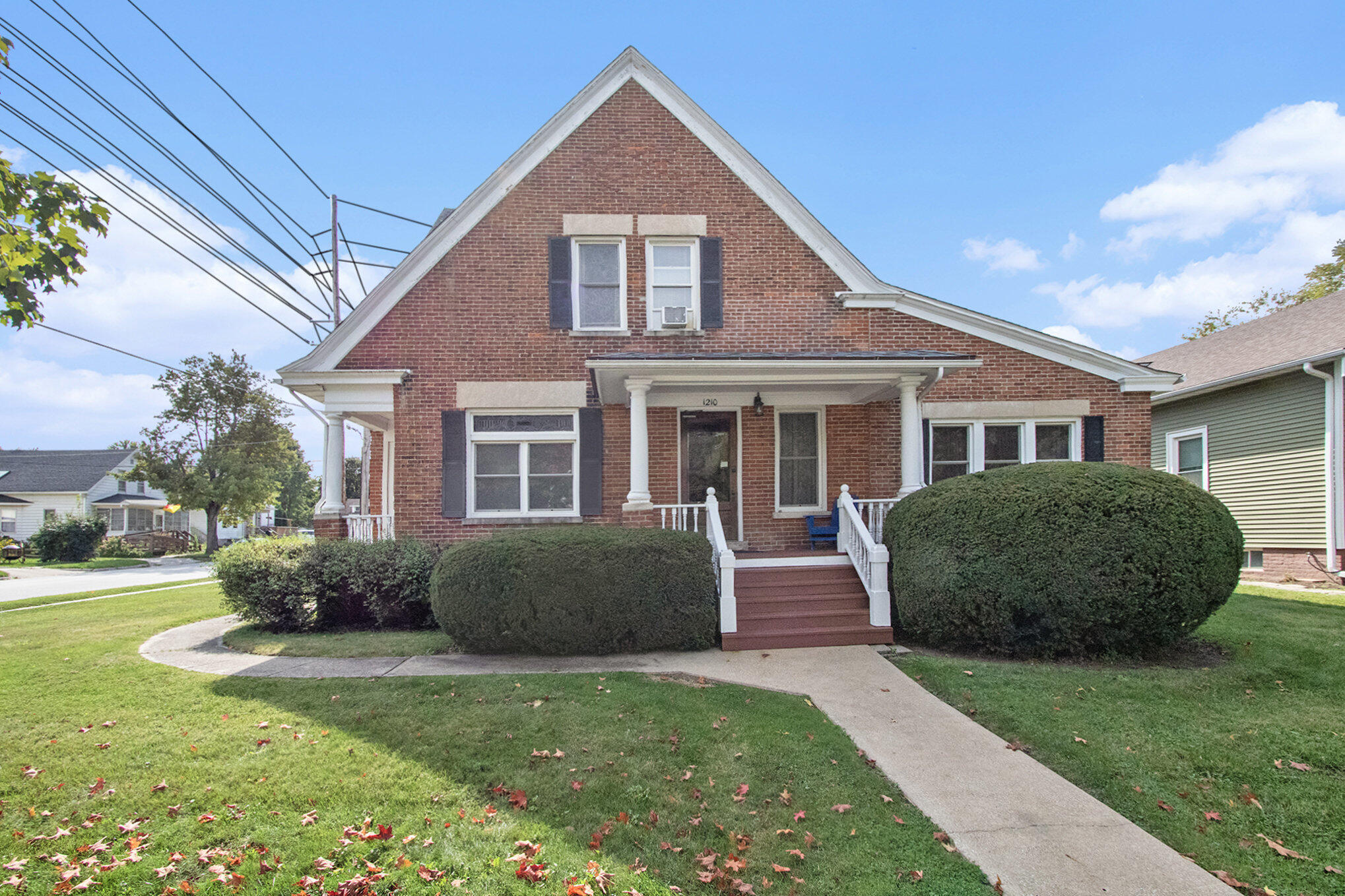 1210 Indiana Avenue La Porte, IN 46350 - Photo 1 of 15 2038x1359