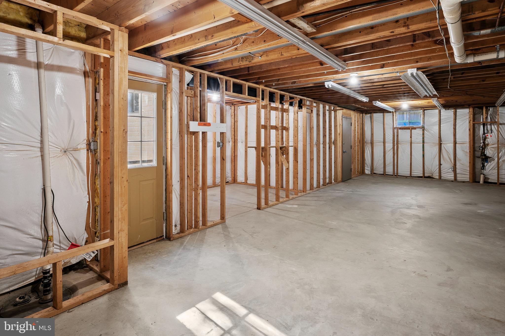 13808 Pleasant View Drive Bowie, MD 20720 - Photo 40 of 46 a view of an empty room