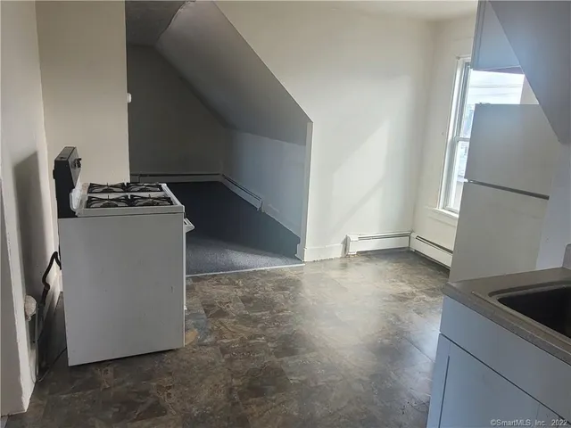 $1,500 | 23 Morgan Avenue, Unit 3, Bridgeport, CT 06606