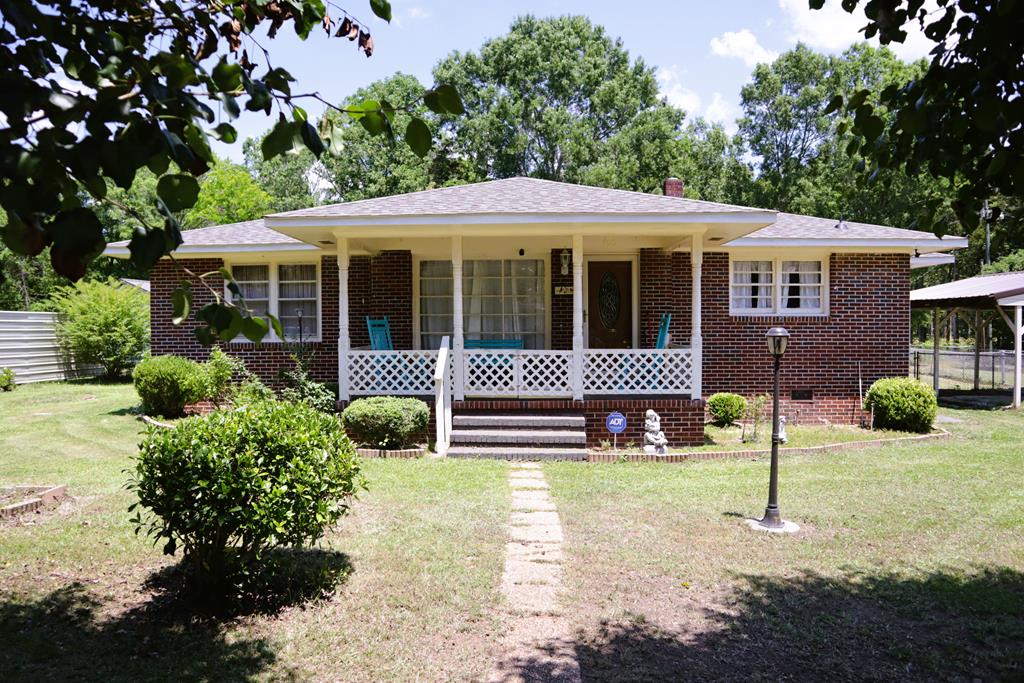 700 Rice Street Calhoun Falls, SC 29628 - Photo 1 of 21 Main View