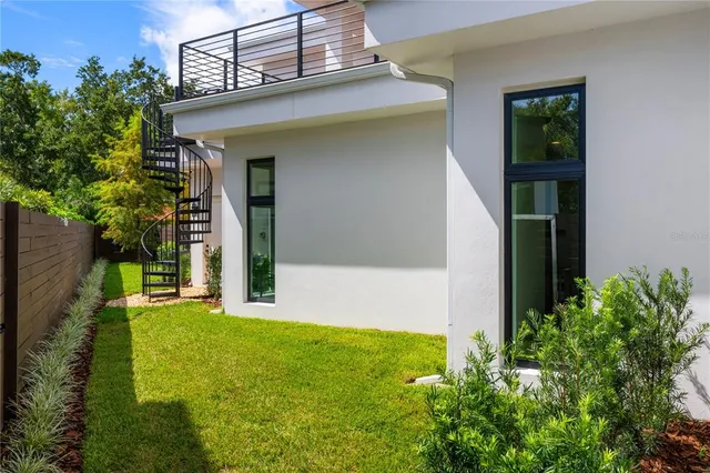 $2,495,000 | 2015 North Park Avenue, Winter Park, FL 32789