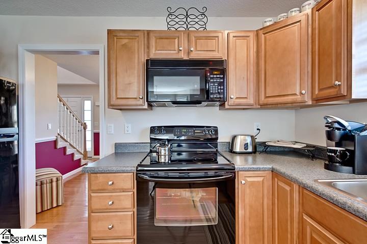 116 Rustcraft Drive Greer, SC 29651 - Photo 8 of 24 Gallery Image 8