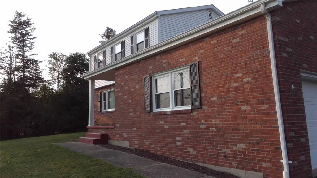 1441 Old Princeton Road New Castle, PA 16101 - Photo 2 of 18