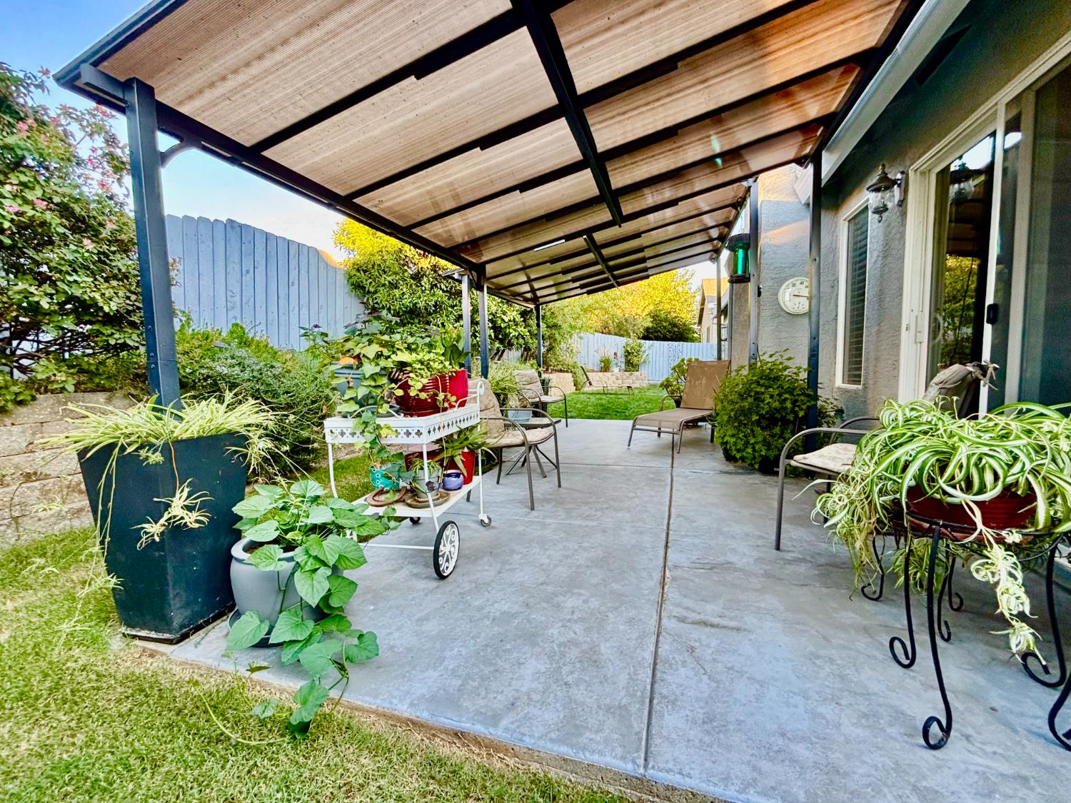 111 McCurry Street Wheatland, CA 95692 - Photo 46 of 55 a view of a chairs and table in the patio