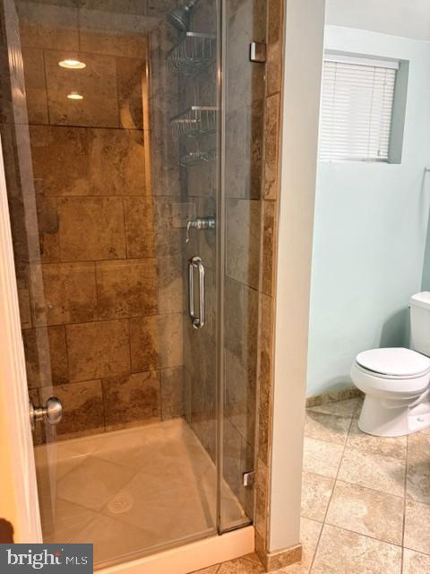 7016 Roundtree Road Falls Church, VA 22042 - Photo 24 of 25 Bathroom 3