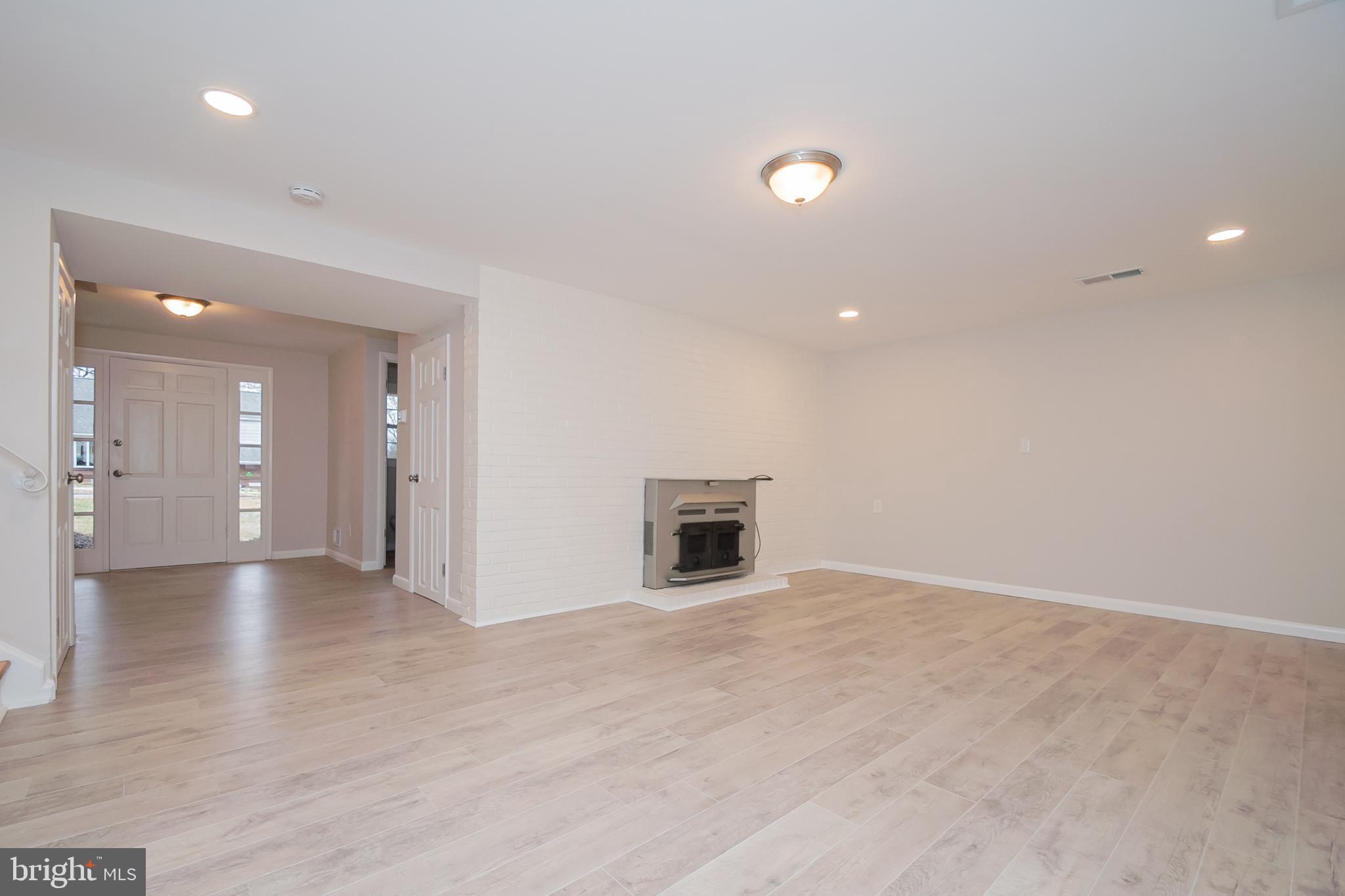 58 Weathervane Road Aston, PA 19014 - Photo 6 of 27 Gallery Image 6