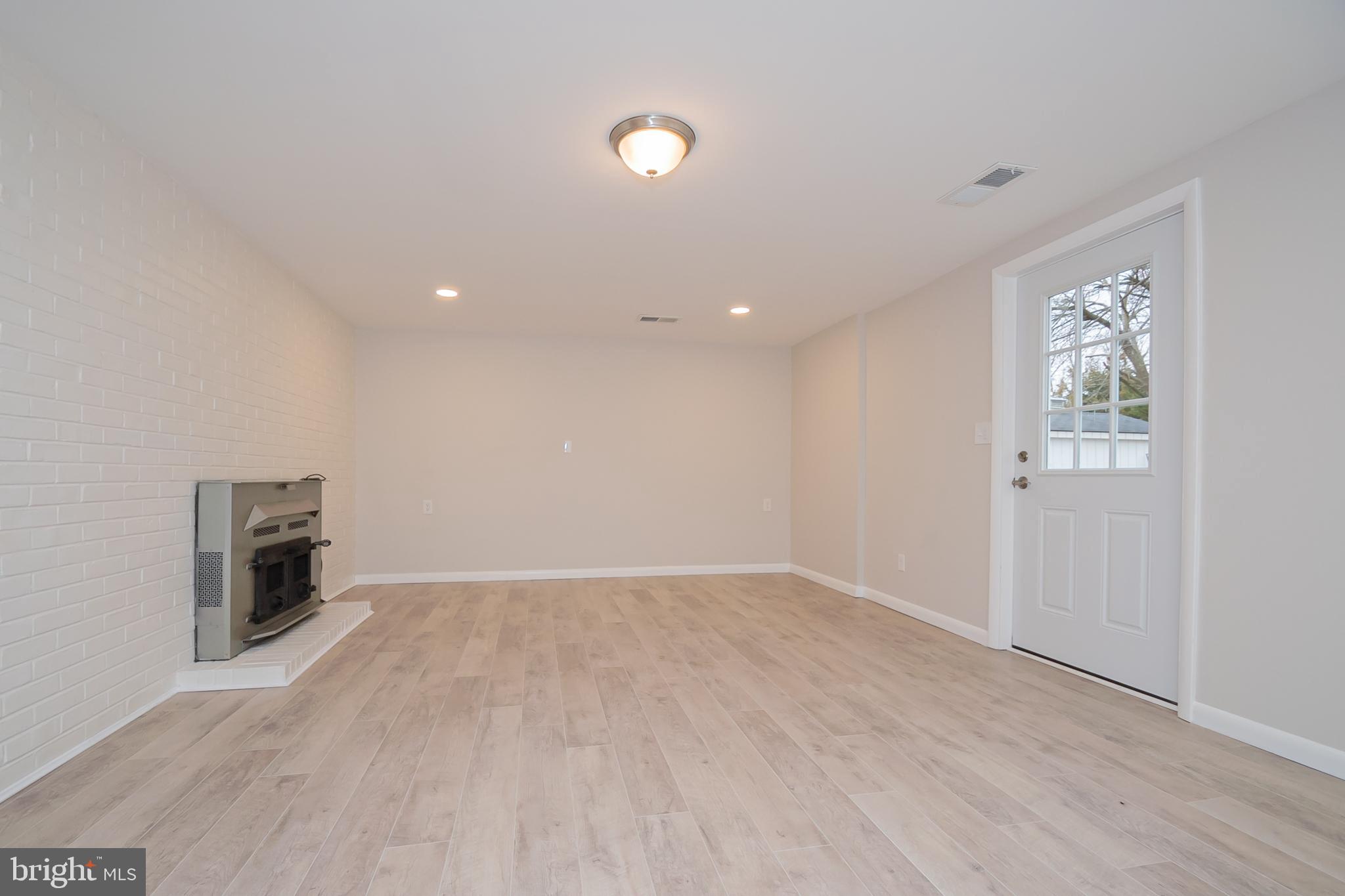 58 Weathervane Road Aston, PA 19014 - Photo 7 of 27 Gallery Image 7