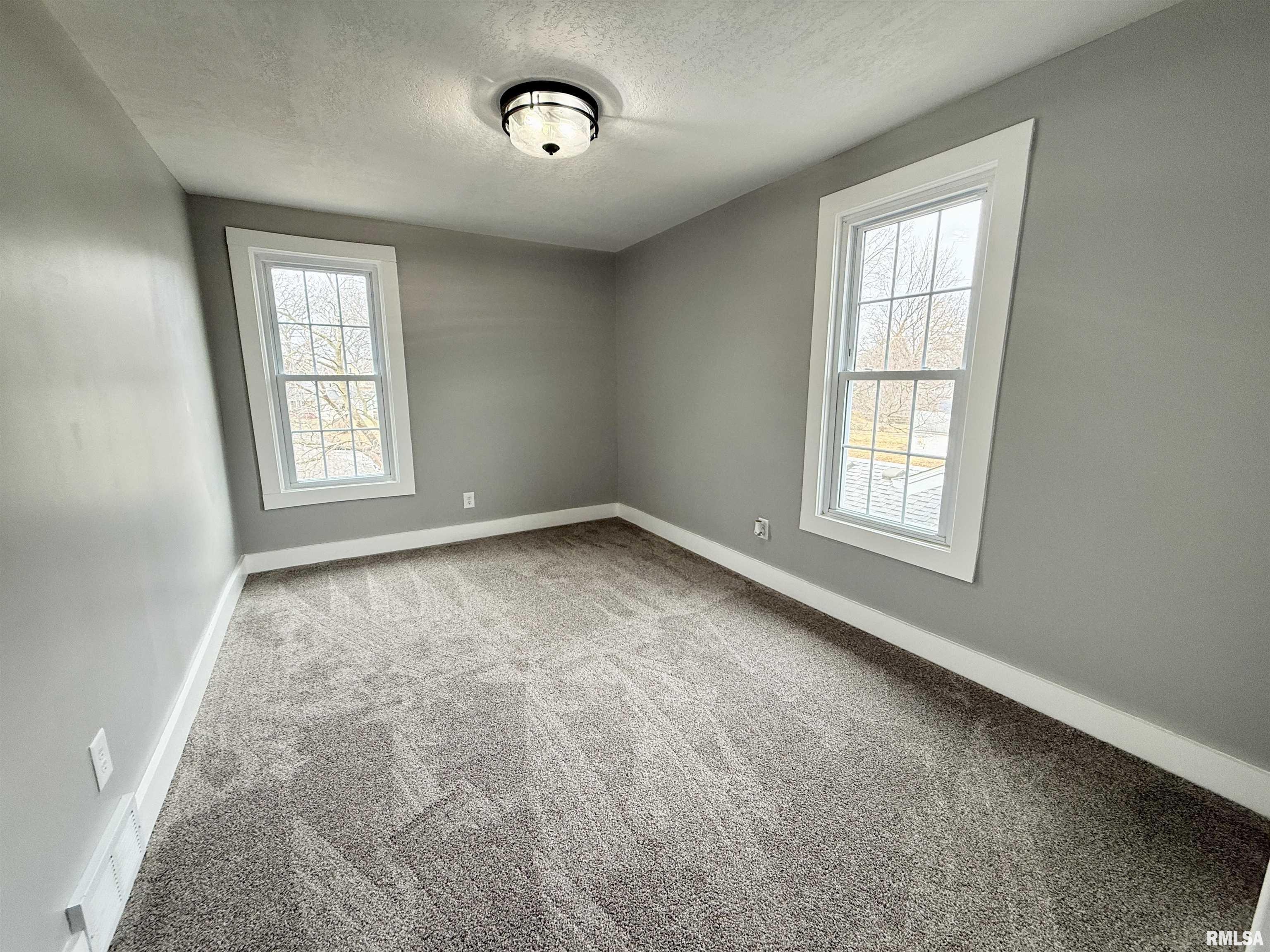 1157 23rd Street Moline, IL 61265 - Photo 12 of 21 Gallery Image 12