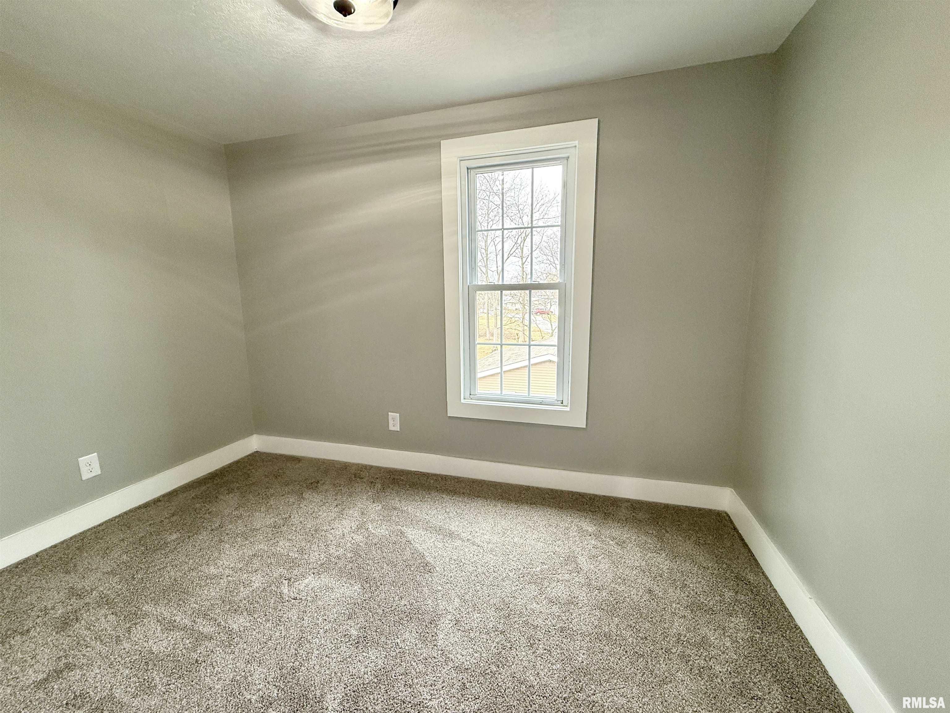 1157 23rd Street Moline, IL 61265 - Photo 14 of 21 Gallery Image 14