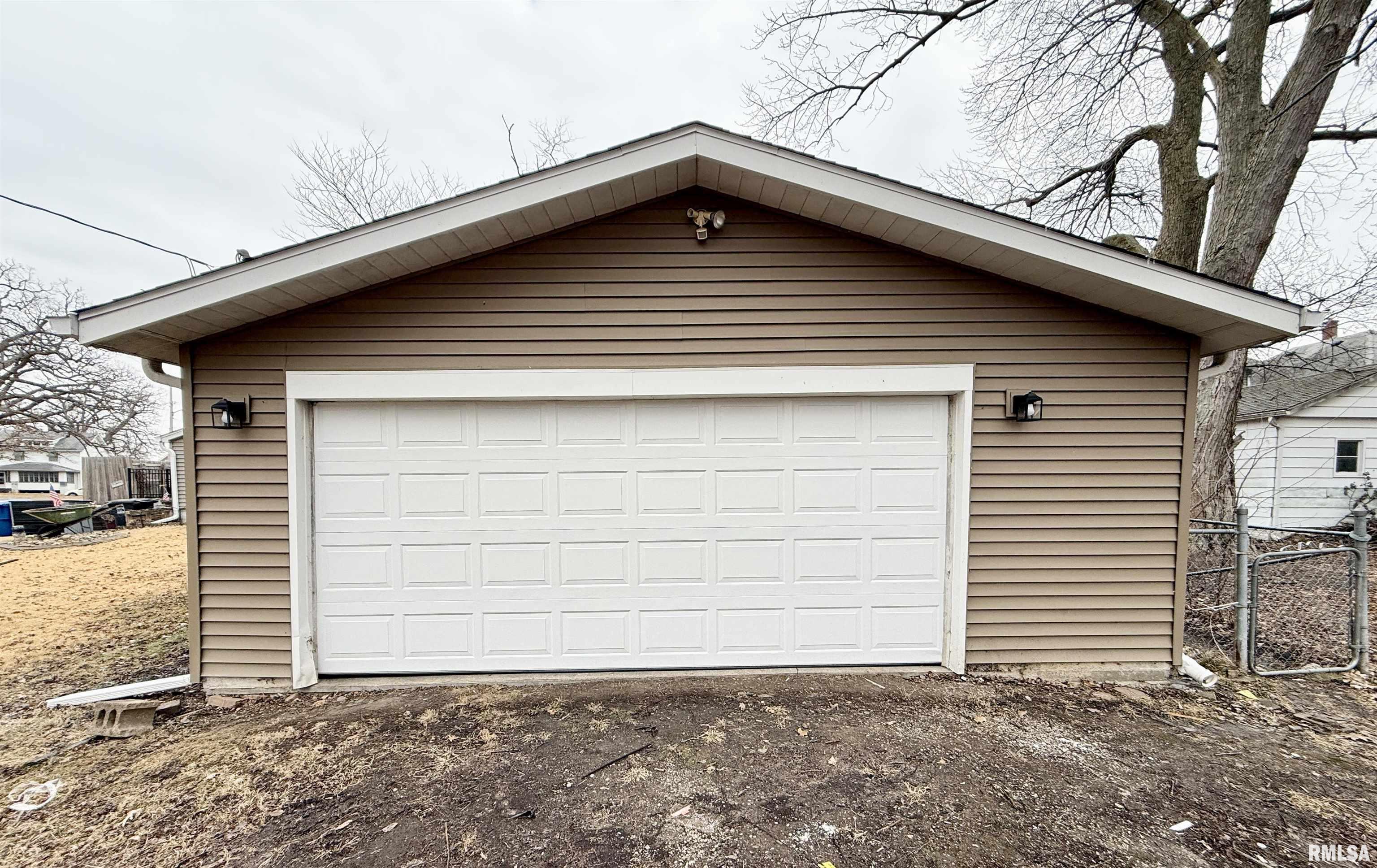 1157 23rd Street Moline, IL 61265 - Photo 21 of 21 Gallery Image 21