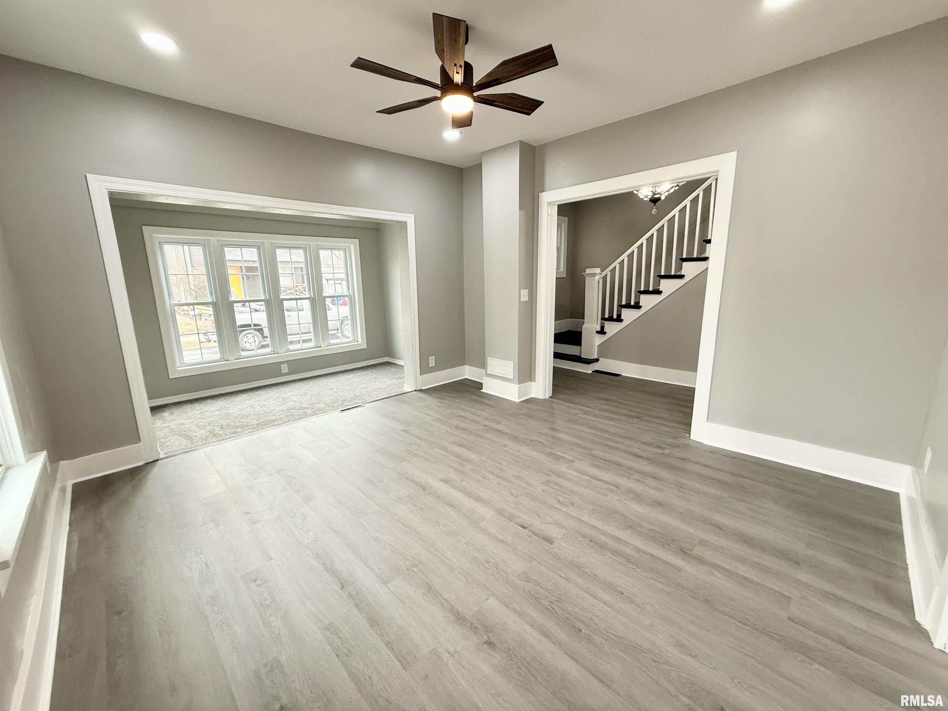1157 23rd Street Moline, IL 61265 - Photo 3 of 21 Gallery Image 3