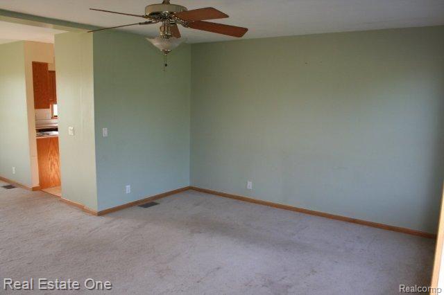 4784 Hogback Road Fowlerville, MI 48836 - Photo 8 of 18 Living Room