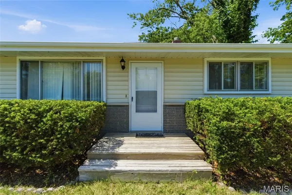 $1,650 | 1 Oxford Place, St. Charles, MO 63301