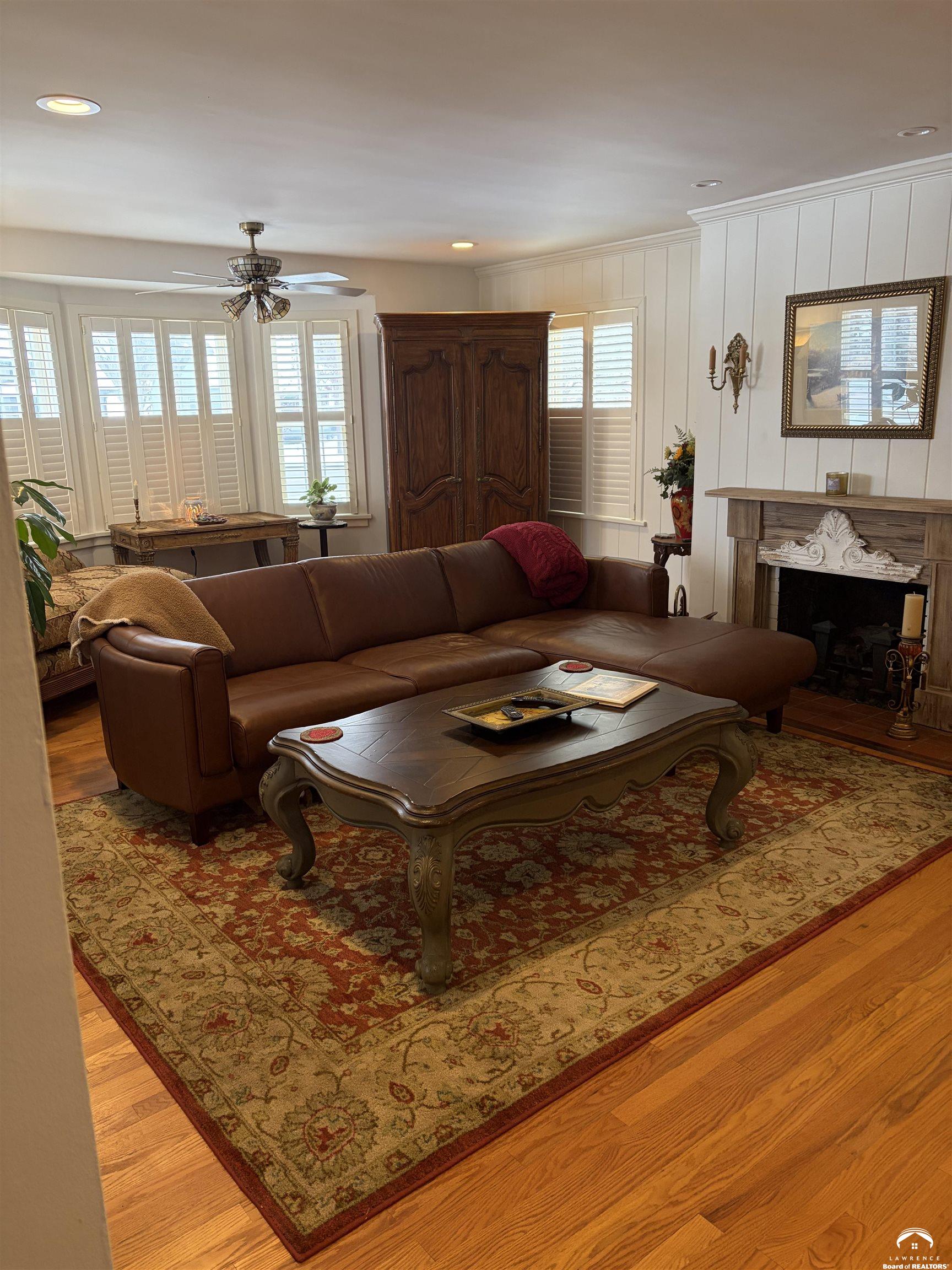 2115 Massachusetts Street Lawrence, KS 66046 - Photo 12 of 53