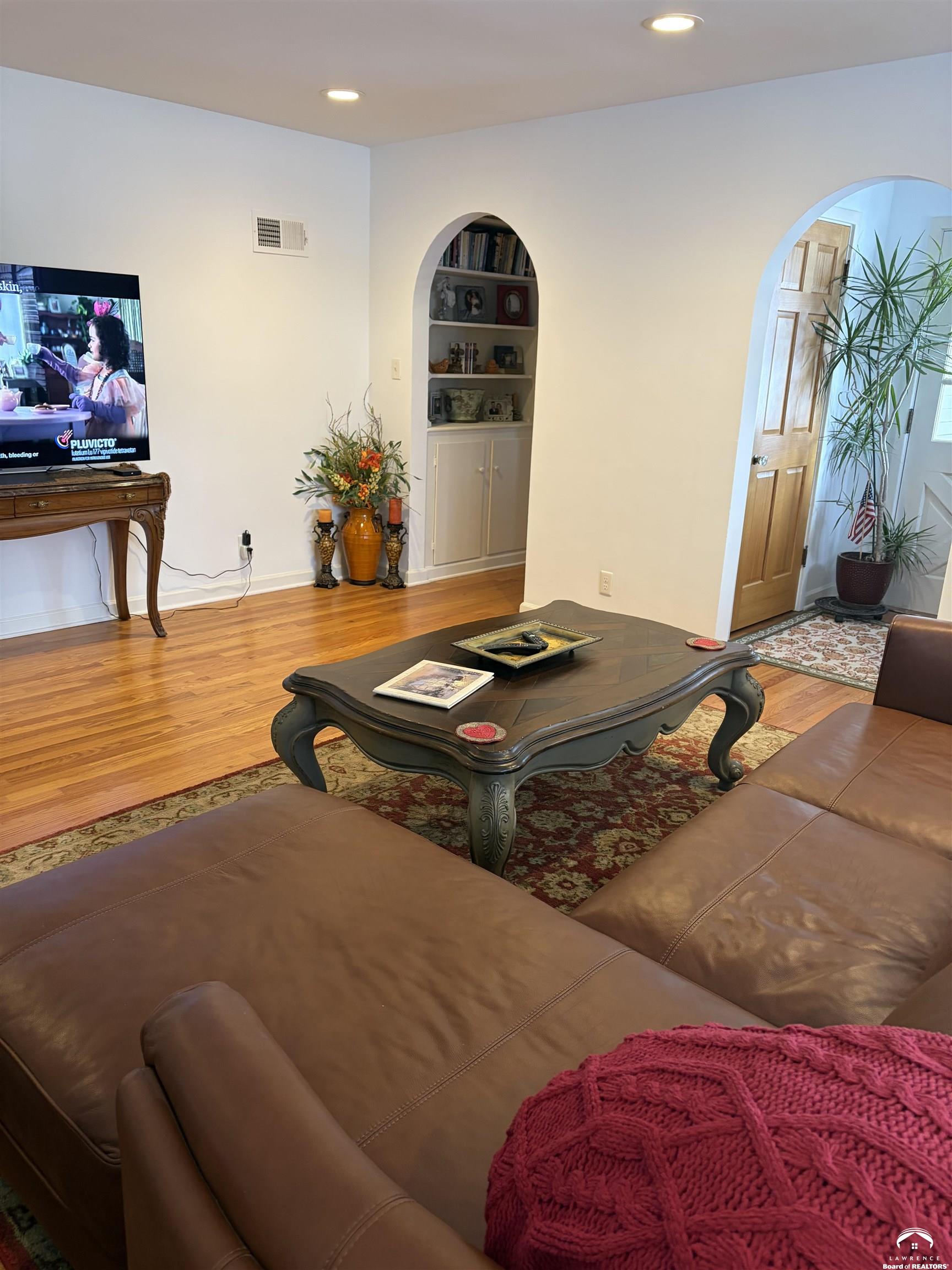 2115 Massachusetts Street Lawrence, KS 66046 - Photo 14 of 53