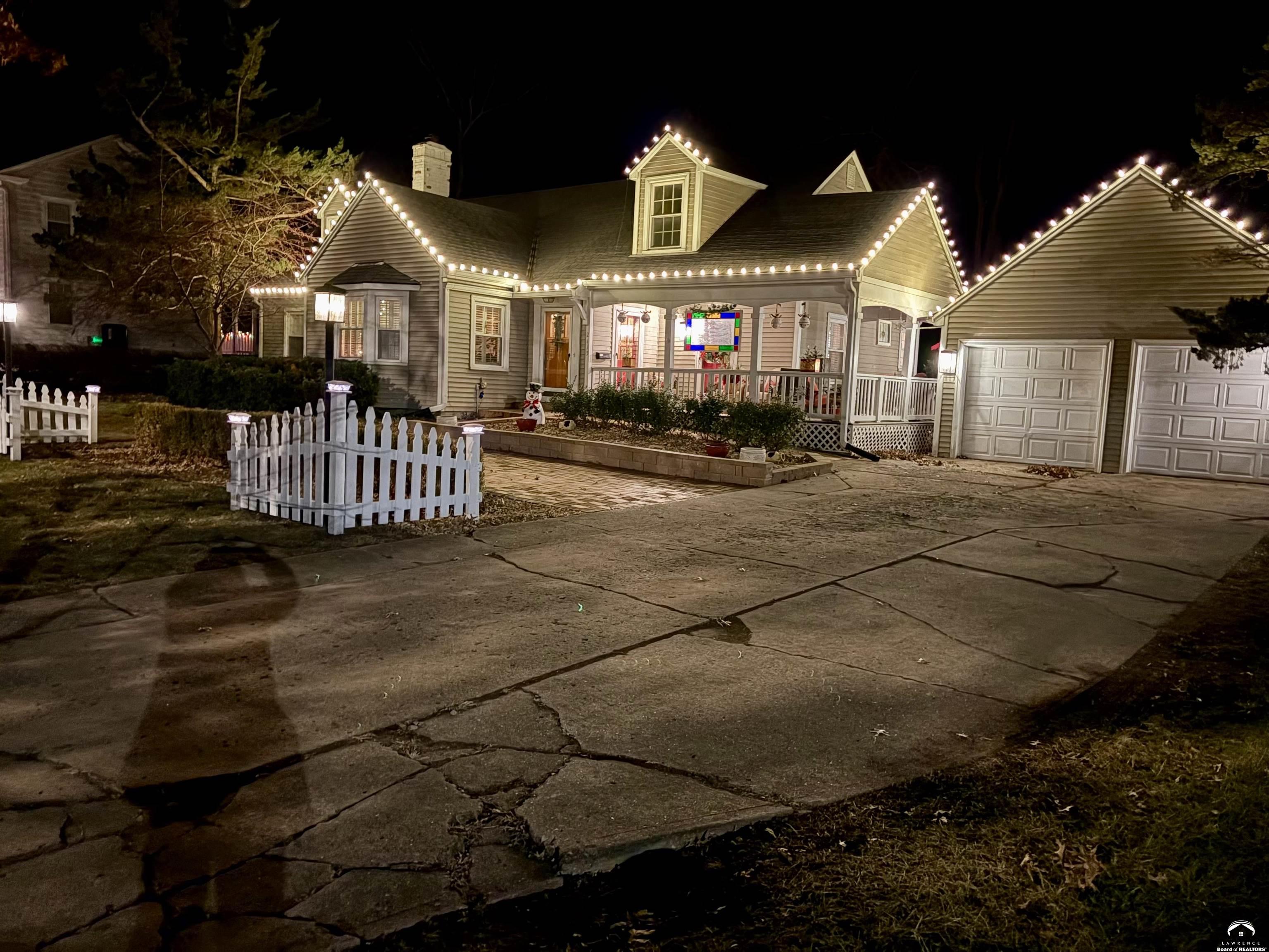 2115 Massachusetts Street Lawrence, KS 66046 - Photo 3 of 53