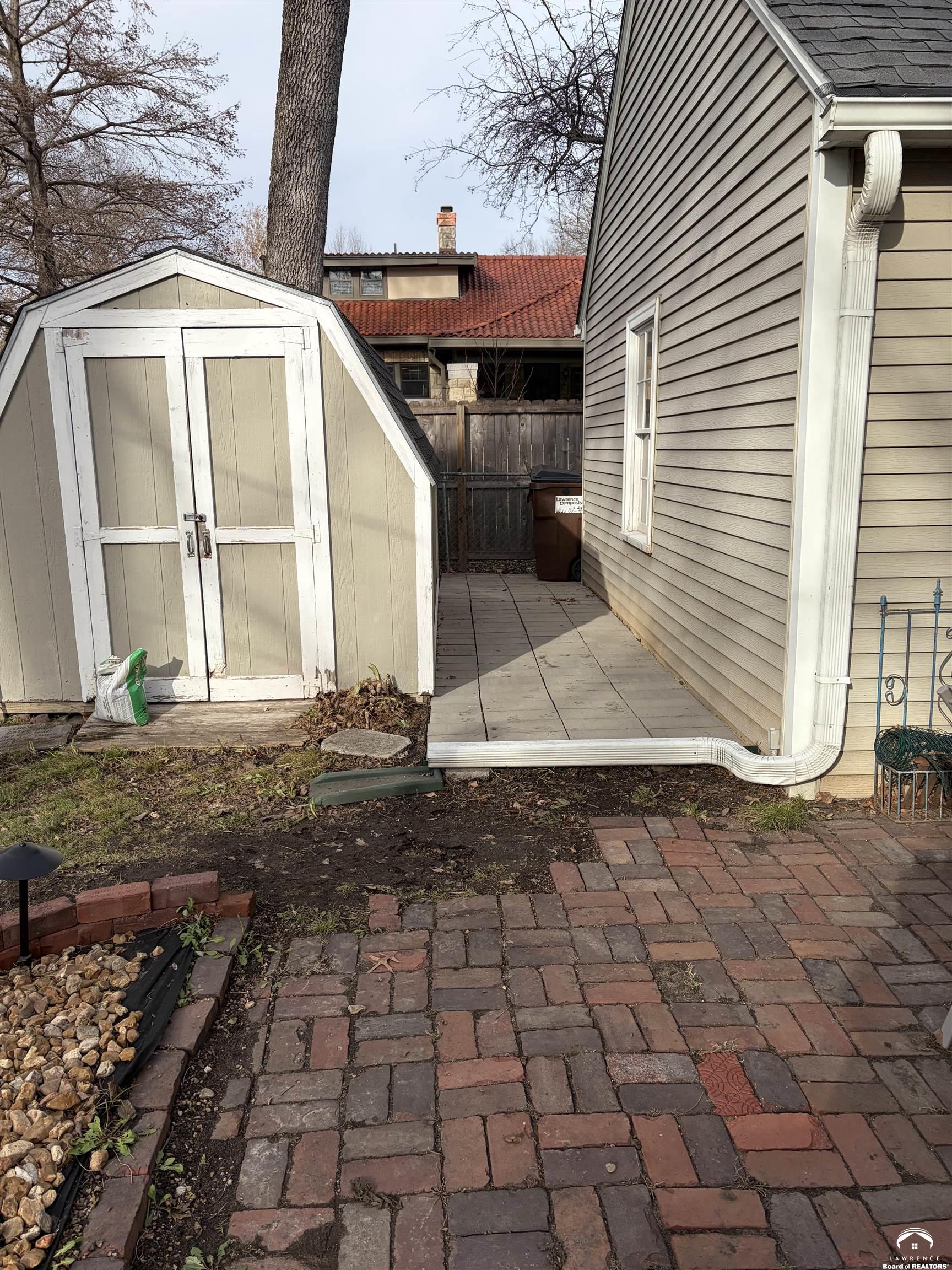 2115 Massachusetts Street Lawrence, KS 66046 - Photo 48 of 53