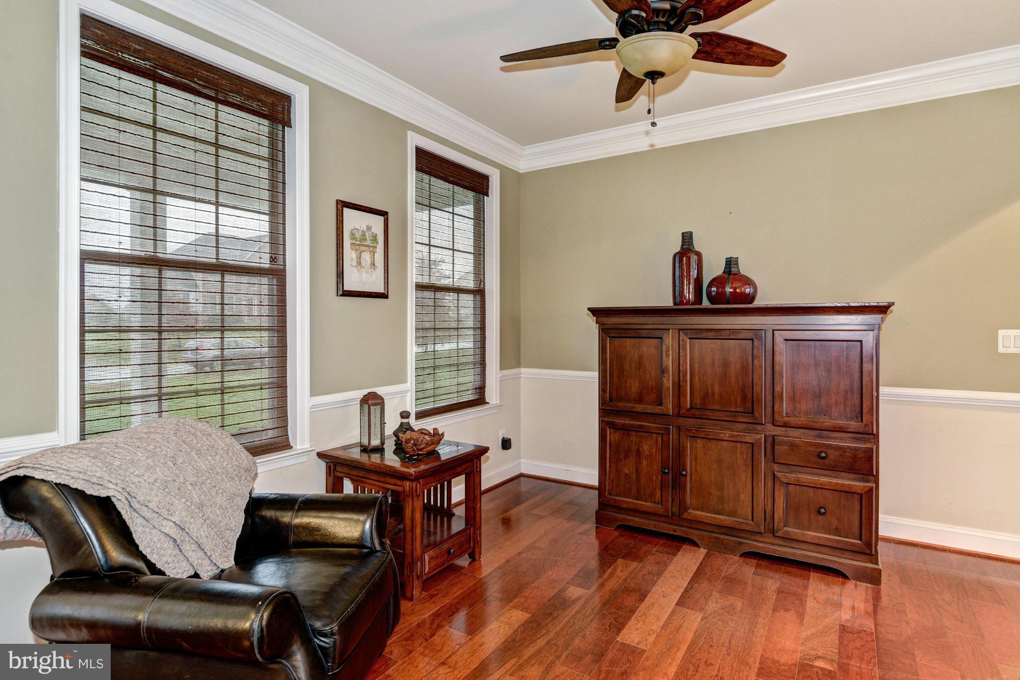 12127 Fulton Ridge Drive Fulton, MD 20759 - Photo 12 of 29 Living Room