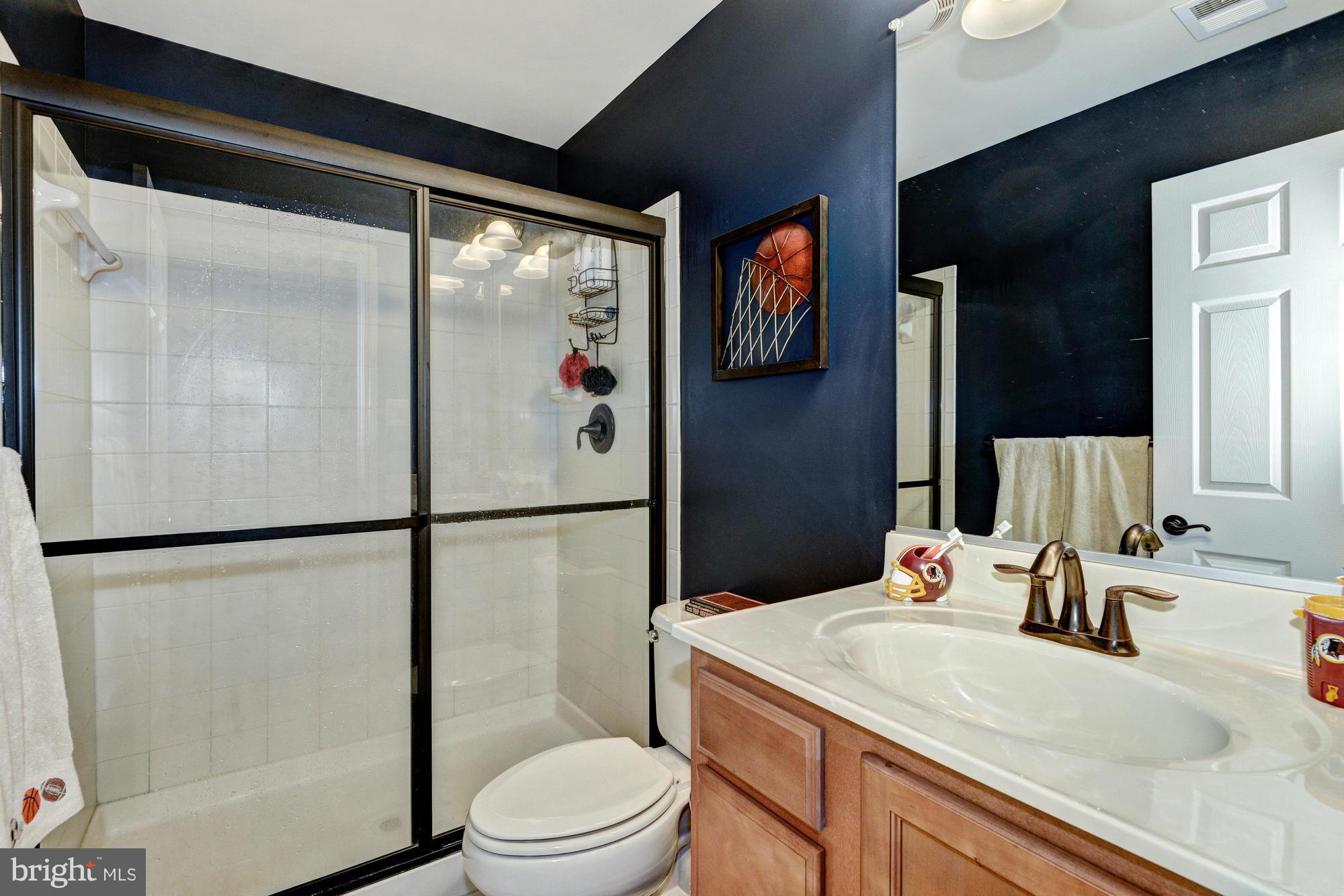 12127 Fulton Ridge Drive Fulton, MD 20759 - Photo 26 of 29 En Suite Bath