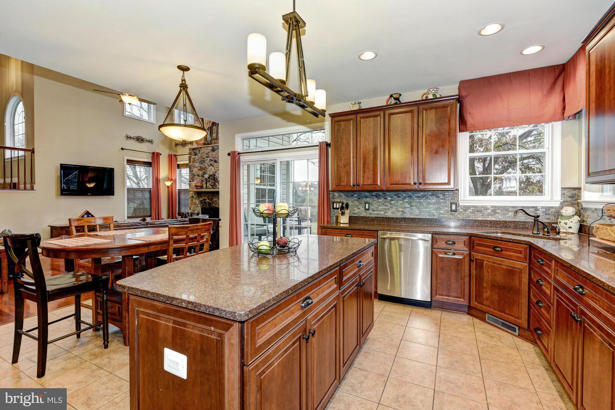 12127 Fulton Ridge Drive Fulton, MD 20759 - Photo 10 of 29 Gourmet Kitchen