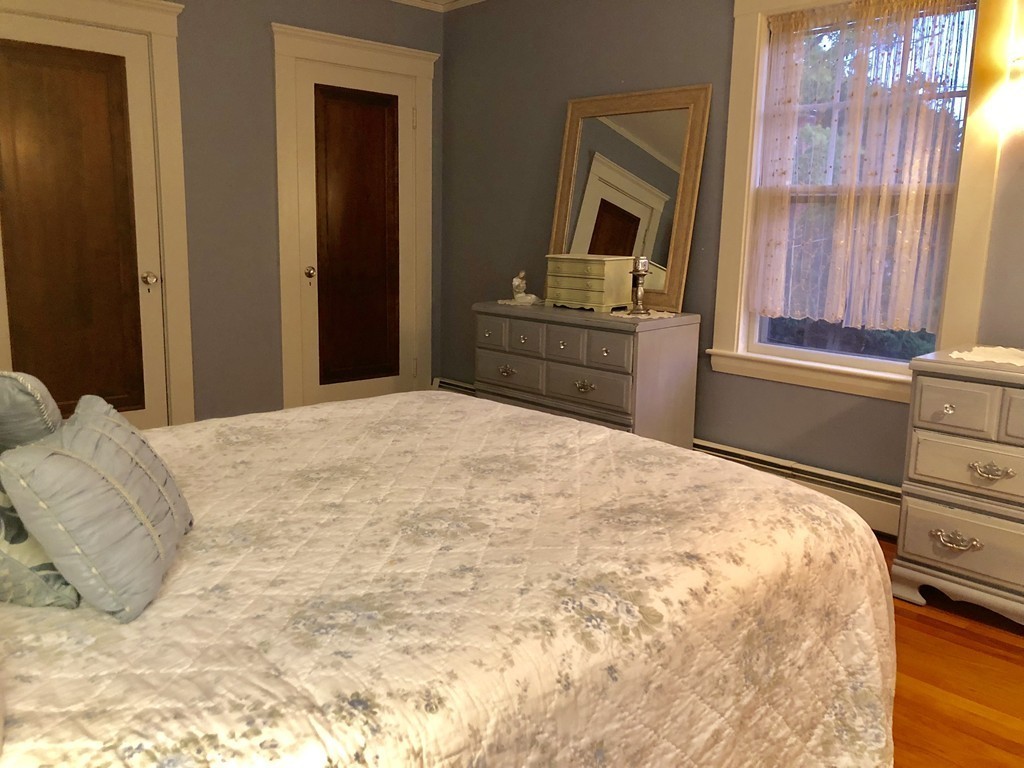8 Marion Road Marblehead, MA 01945 - Photo 15 of 30